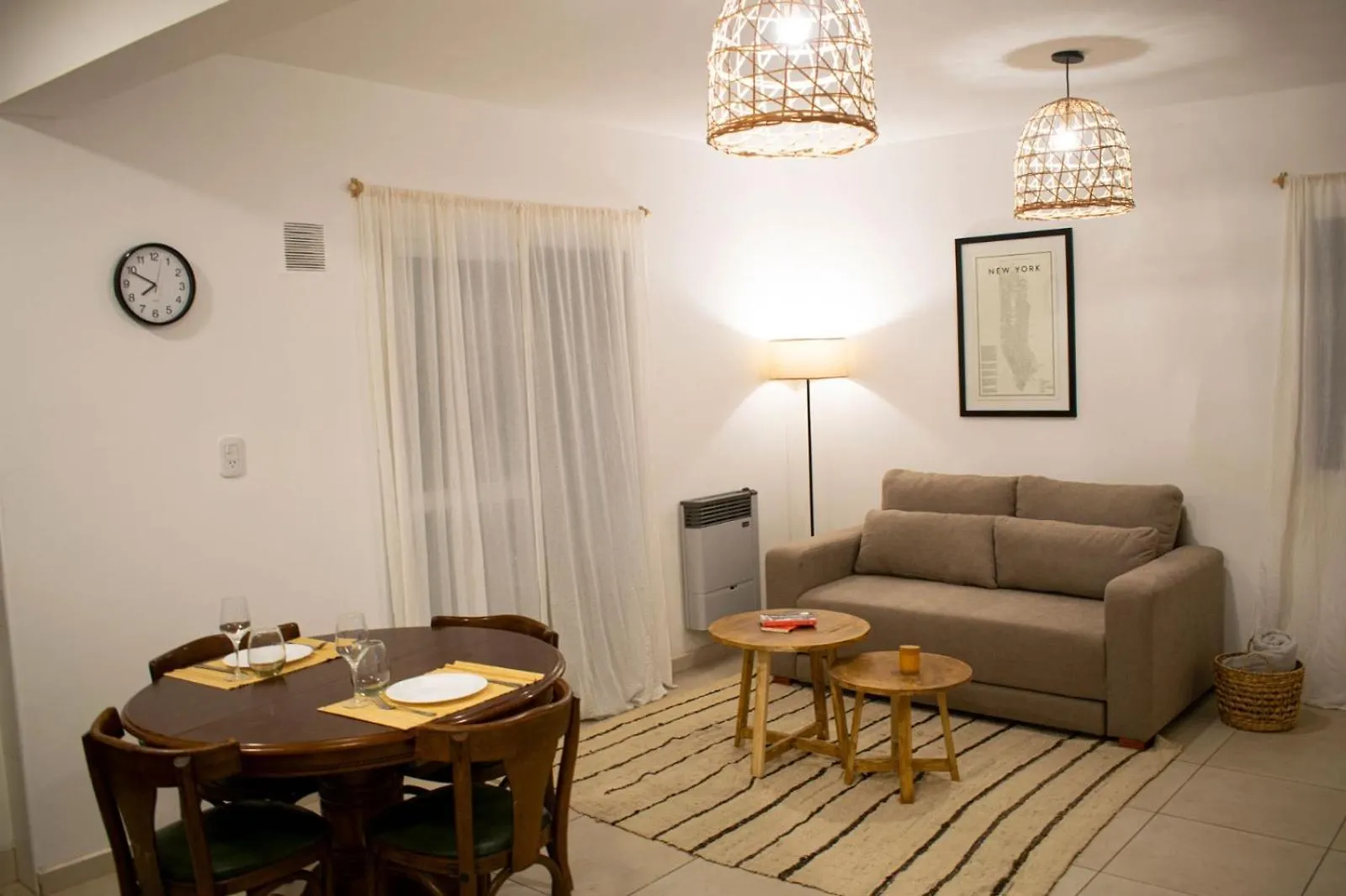 Calido Departamento Con Parking En La Ciudad Apartment Mendoza